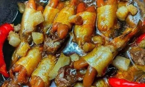 Cá da trơn bụng đầy trứng vàng ươm, mỗi năm chỉ có một mùa, giá cao ngất vẫn được săn lùng