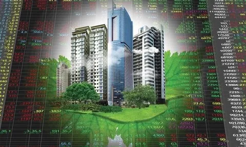 Dòng tiền ào ạt đổ vào cổ phiếu bất động sản, điều gì đang diễn ra?
