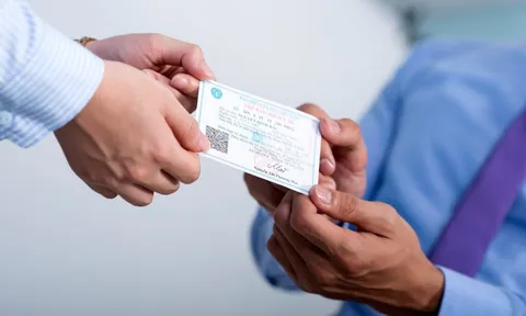 BHXH Việt Nam lên tiếng về thông tin thu phí 50.000 đồng khi người dân làm thủ tục liên quan BHYT