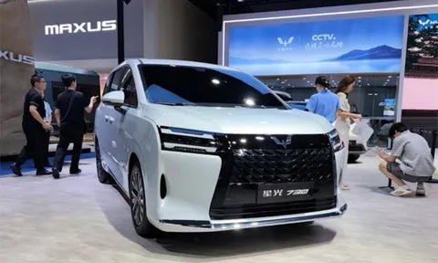 MPV 7 chỗ đưa ra cùng lúc ba hệ truyền động, gây sốt khi rộng hơn Innova, rẻ hơn Morning