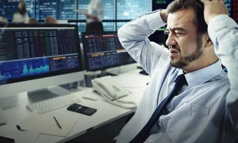 Khối ngoại thẳng tay bán ròng gần 5.200 tỷ đồng trong tuần VN-Index điều chỉnh, cổ phiếu nào là tâm điểm "xả hàng"?