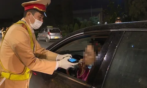 Trước thềm ngày Phụ nữ Việt Nam, 19 'bóng hồng' bị CSGT xử phạt nồng độ cồn
