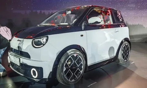 Wuling chính thức ra mắt mẫu xe điện 'anh em' của Mini EV: Giá khởi điểm chỉ hơn 130 triệu đồng, 1 lần sạc đi 220 km