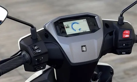 Suzuki tung 'chiến binh' xe điện giá rẻ chỉ 30 triệu: Pin siêu bền gấp 3 lần, chạy gần 100 km/lần sạc