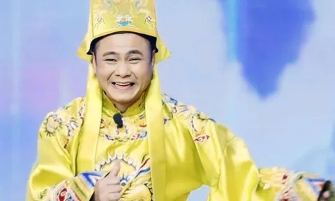NSND Tự Long livestream bán gạo ngon nhất thế giới trên TikTok