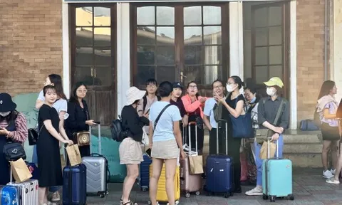 64.000 vé tàu Tết Bính Ngọ đã được bán ra