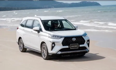 Mẫu MPV bán được hơn 5.400 xe trong 9 tháng tại Việt Nam sắp có bản hybrid với mức tiêu hao chỉ 4 lít/100 km