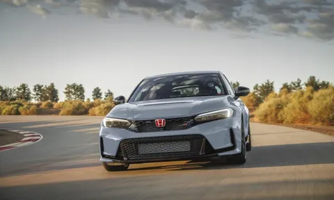 Sedan số sàn 315 mã lực của Honda bị khai tử tại Việt Nam, nghe lý do ai cũng lắc đầu 'hết cứu', 10 chiếc cuối cùng sắp được bàn giao
