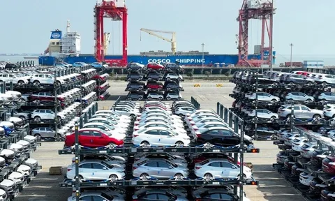 Nghịch lý: Thị trường xe nội đang chững lại nhưng vẫn đón 138.000 xe ngoại nhập về ồ ạt