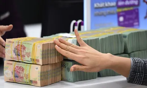 Vì sao lãi suất tiết kiệm ngân hàng tăng trở lại?