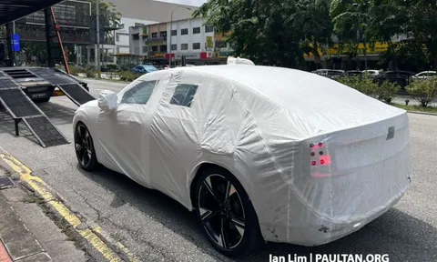 Mẫu sedan điện cao cấp Volvo ES90 lộ diện gần Việt Nam: 680 mã lực, sạc 20 phút chạy 700km, 'đối thủ mới' của BMW i7 và Mercedes EQS