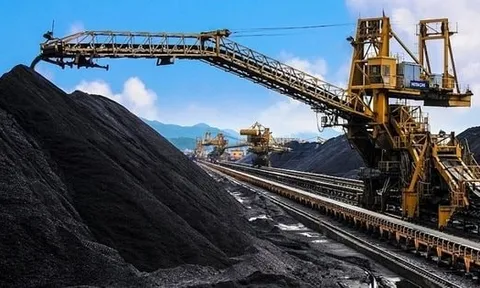 Sáp nhập 2 công ty con vào Công ty mẹ - Tập đoàn Công nghiệp Than - Khoáng sản Việt Nam (TKV)