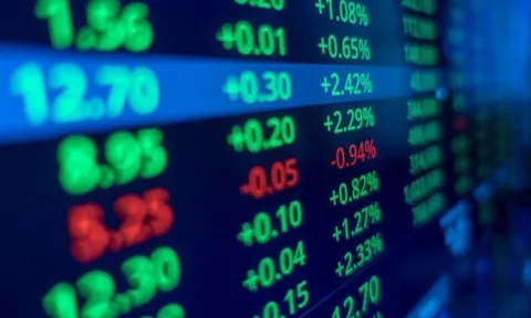 Hưởng lợi từ kế hoạch tăng vốn và dự án tài sản số: Cổ phiếu một ngân hàng được khuyến nghị MUA, tiềm năng tăng 24%