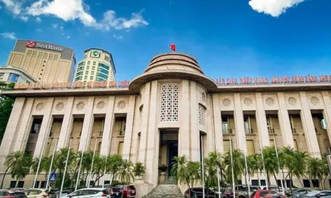 Ngân hàng Nhà nước bơm lượng lớn thanh khoản, vì sao lãi suất  liên ngân hàng vẫn trên 6%?