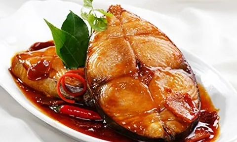 Loại cá quen thuộc ở Việt Nam bất ngờ được chuyên gia Trung Quốc khen 'tốt hơn cá hồi': Giá bình dân, dễ mua khắp chợ