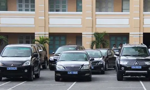 Đà Nẵng rao bán 5 ô tô công, giá chỉ hơn 15 triệu đồng mỗi chiếc