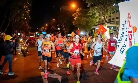 Lan tỏa “Bước chạy vì một Việt Nam vượt trội”, hàng chục ngàn người cùng Techcombank trao cơ hội bước đi cho trẻ em Việt