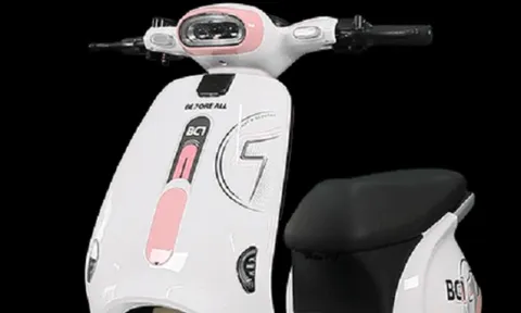 Cận cảnh mẫu xe điện 'quốc dân' mới giá chỉ 13,5 triệu đồng: Pin chạy 100 km/lần sạc, thiết kế thanh lịch hút giới trẻ