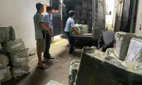 TP.HCM phát hiện 1 tấn kẹo dẻo không nguồn gốc, không nhãn mác được bán tràn lan trên mạng