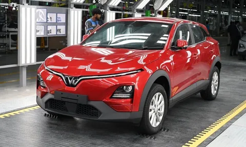 Quốc gia châu Á tỷ dân này cùng lúc đón VinFast và Tesla, nhưng 'gã khổng lồ Mỹ' đang đuối hơn?