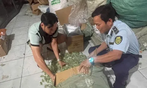 Phát hiện hơn 1 tấn kẹo dẻo ‘3 không’ bán công khai qua mạng xã hội