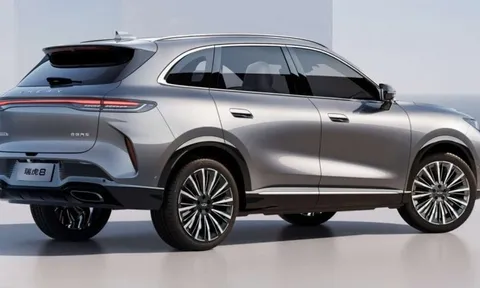 Mẫu SUV hạng C 7 chỗ ra mắt trong tháng 11/2025 giá chỉ 391 triệu: Đẹp hiện đại, ngập tràn công nghệ, ‘đấu thẳng’ với Hyundai Santa Fe