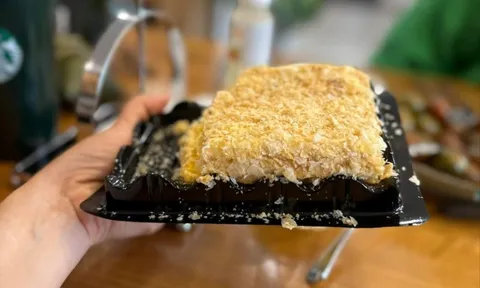 Chiếc bánh 'thị phi' 2.000 người đặt, 1.800 người chê, nhưng vẫn liên tục nhận được đơn đặt hàng