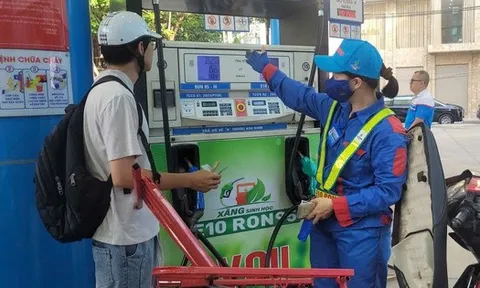 Xăng E10 sẽ được bán trên toàn quốc từ 1-6-2026