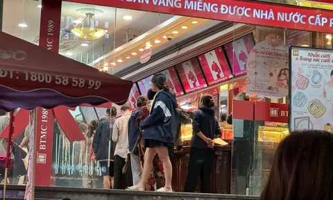 ĐBQH: Không thể nói mua vàng để tiết kiệm mà thức đêm từ 3 giờ sáng