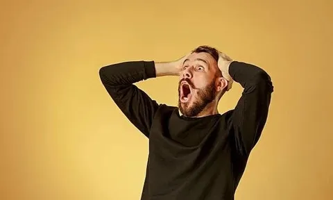 "Đại gia" Nhà nước đánh tiếng thoái vốn giá cao “ngất ngưởng”, 2 cổ phiếu liền bốc đầu kịch trần