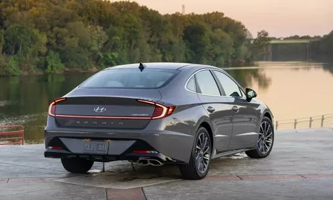 Hyundai Ioniq 5 bị ngừng bán do lỗi dây an toàn, trong khi hơn 85.000 chiếc Sonata phải triệu hồi vì nguy cơ rò rỉ nhiên liệu