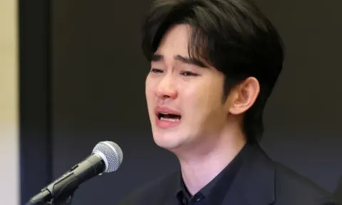 Tài tử Kim Soo-hyun bị hàng loạt nhãn hàng khởi kiện, đòi bồi thường gần 140 tỷ đồng