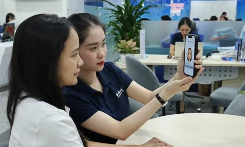Từ 5/1/2026, mở thẻ ngân hàng phải gặp trực tiếp đối chiếu sinh trắc học
