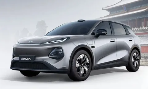 Mazda CX-5 có ‘kình địch’, mẫu SUV giá chỉ 296 triệu với thiết kế trẻ trung, pin CATL chạy xa tới 506km/1 lần sạc, có chế độ lái thông minh