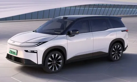 Không ồn ào, Toyota xứng tầm 'gã khổng lồ' tuyên bố sẽ vẽ lại trật tự ngành xe điện, đưa ra con số cam kết về độ chai pin sau 40 năm