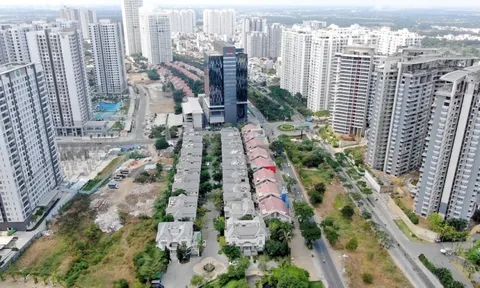 Loạt tuyến phố ở TPHCM 'gánh' hàng trăm tòa chung cư