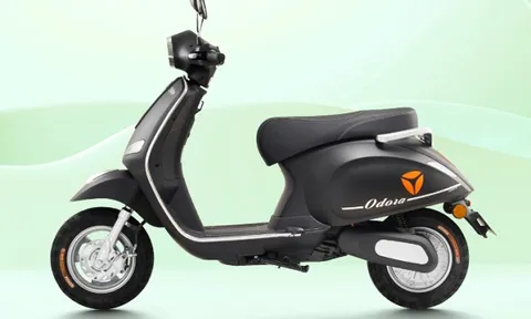 Mẫu xe điện giảm 'cực đẫm' chỉ còn 16 triệu: Thiết kế sang chảnh, pin Graphene đi 80 km/ lần sạc, chống trộm hiện đại