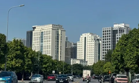 Tín dụng BĐS lập đỉnh, nguồn cung dịch chuyển rõ rệt sang phân khúc trung cấp