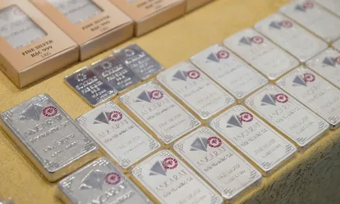 Bạc tiếp đà tăng giá