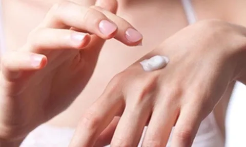 Thu hồi và tiêu hủy lô kem bôi da Thuần Mộc không đạt chất lượng