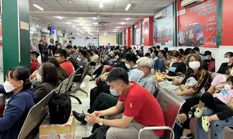 Giá vé xe tết nhiều tuyến ngang ngửa đi máy bay