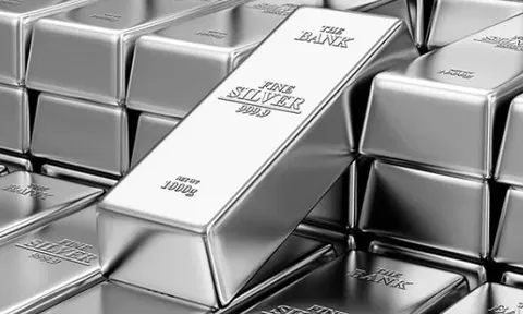 Giá bạc tăng cao chưa từng có