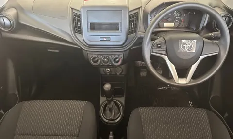 Mẫu hatchback hybrid mới của Toyota khách Việt sẽ thích và bán chạy: Giá hơn 290 triệu, 8 túi khí cùng trang bị an toàn, ‘xăng ăn như ngửi’ chỉ 2,9L/100km