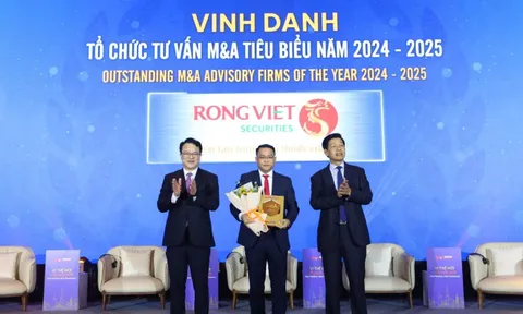 Chứng khoán Rồng Việt 6 lần liên tiếp nhận giải thưởng “Tổ chức tư vấn M&A tiêu biểu"