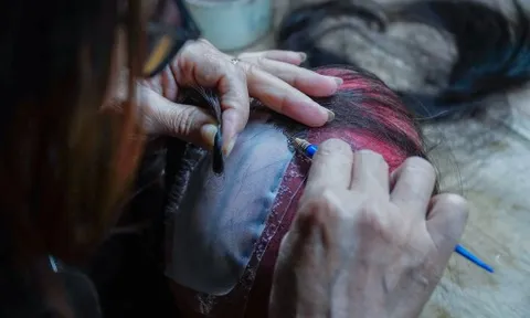 Chị em rủ nhau kiếm tiền từ nghề làm… 'hàng giả' 