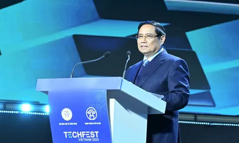 Thủ tướng: Phát triển năng lực công nghệ trong nước là con đường tất yếu