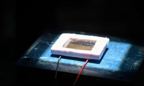 Hệ thống biến sức nóng mặt trời thành điện “xanh”