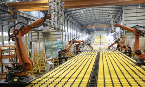 Robot công nghiệp tạo bước ngoặt cho sản xuất thông minh tại Việt Nam