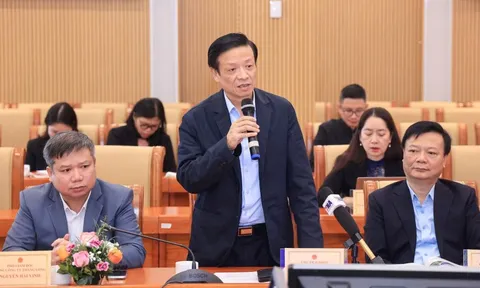 Chủ tịch TEDI nói chuyện đằng sau 3.000km cao tốc: Công nhân, kỹ sư phải sắm rổ, rá để sinh tồn