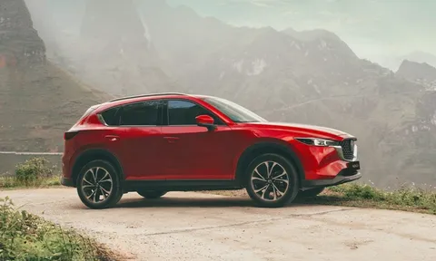 Mazda CX-5 giảm giá sâu xuống dưới 700 triệu đồng